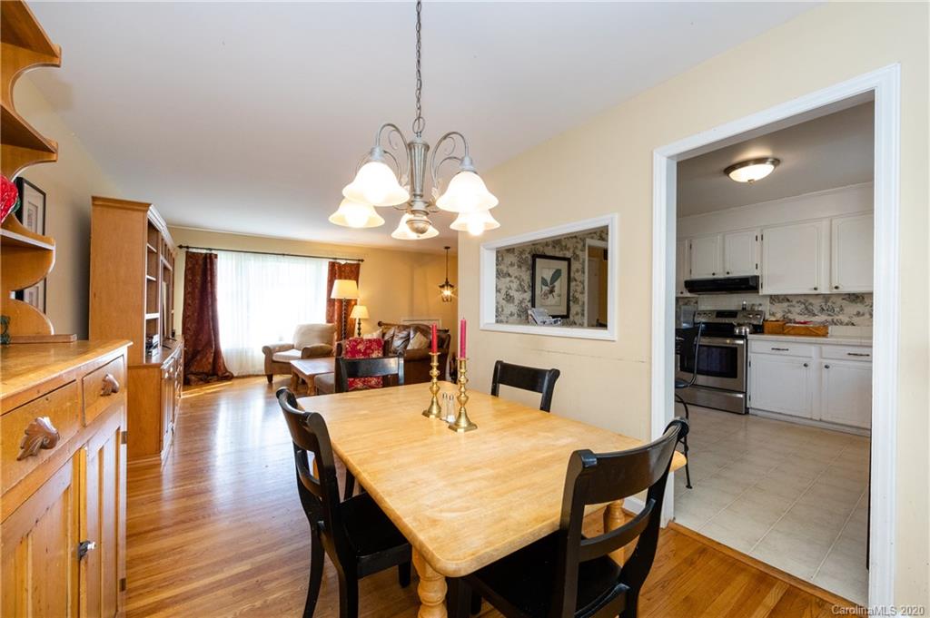 4816 Fairheath Road Charlotte NC 28210