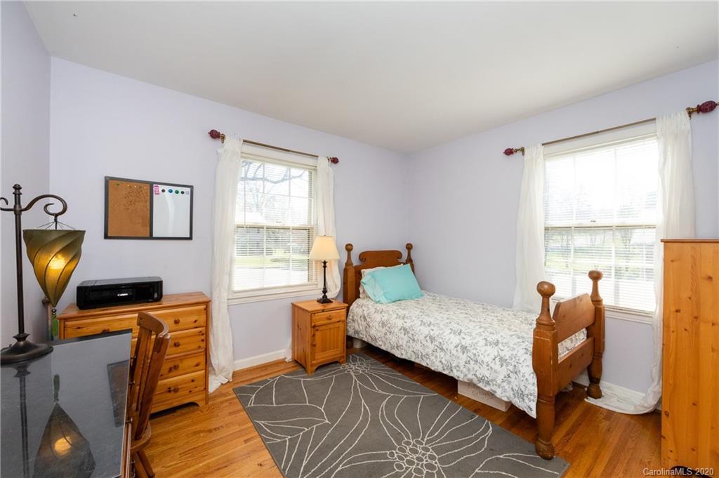 4816 Fairheath Road Charlotte NC 28210