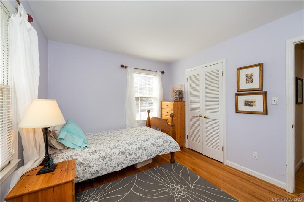 4816 Fairheath Road Charlotte NC 28210