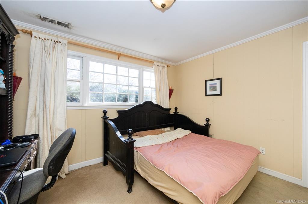 4816 Fairheath Road Charlotte NC 28210