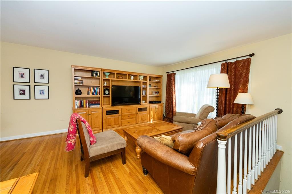 4816 Fairheath Road Charlotte NC 28210