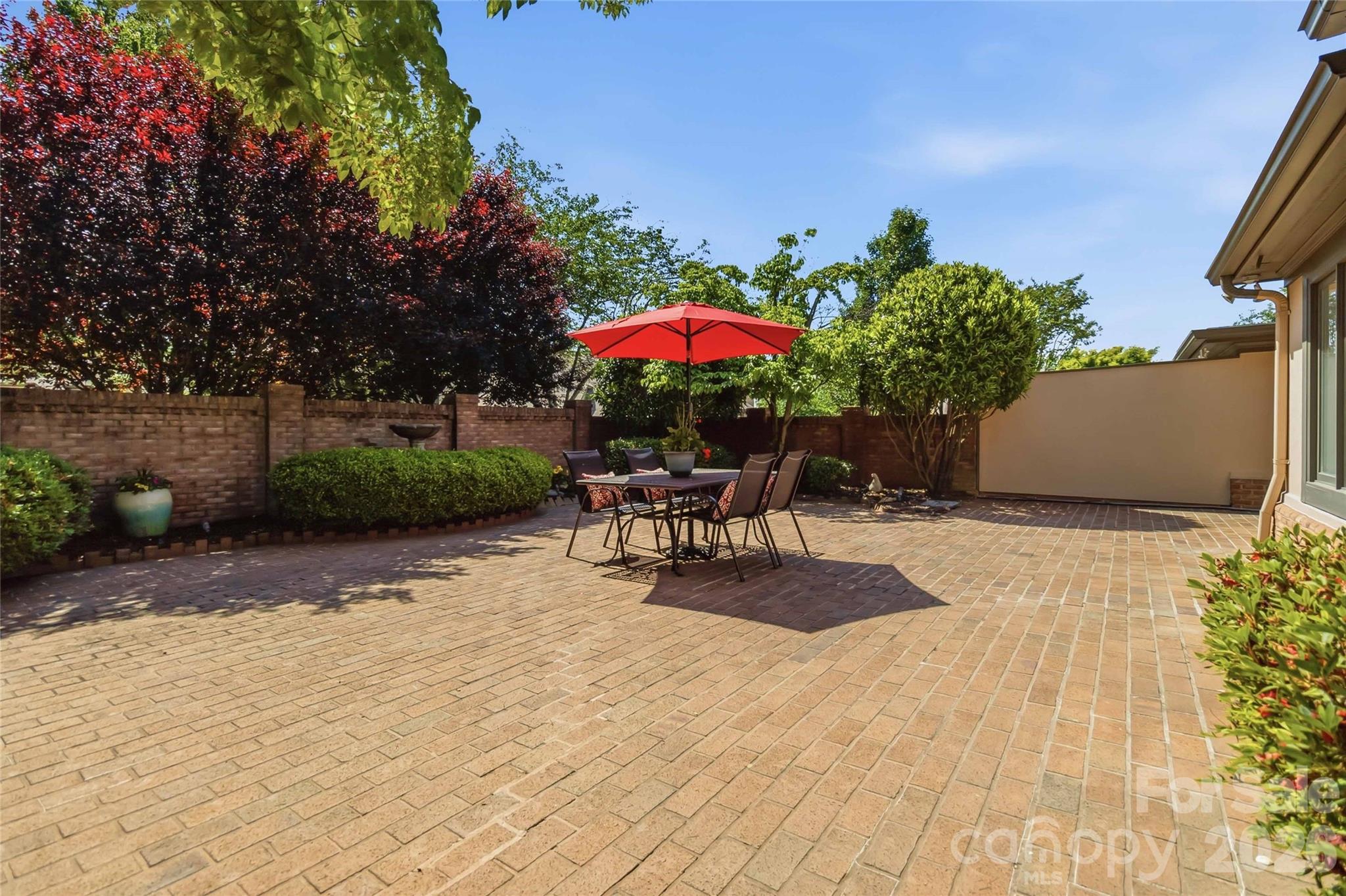 5740 Ballinard Lane Charlotte NC 28277