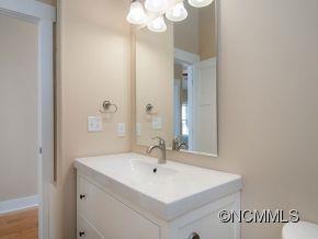 56 Piercy Street Asheville NC 28806