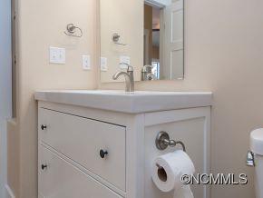 56 Piercy Street Asheville NC 28806