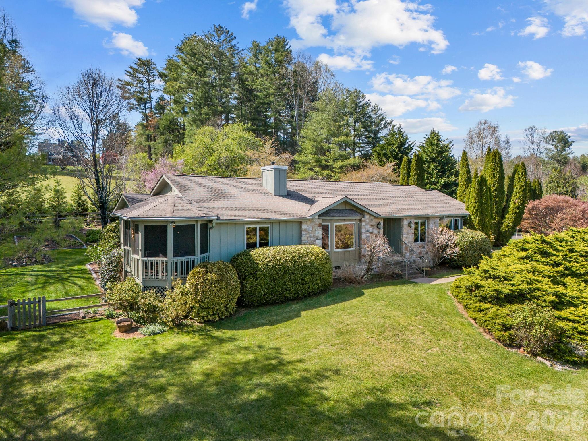 1531 Old Town Way Hendersonville NC 28739