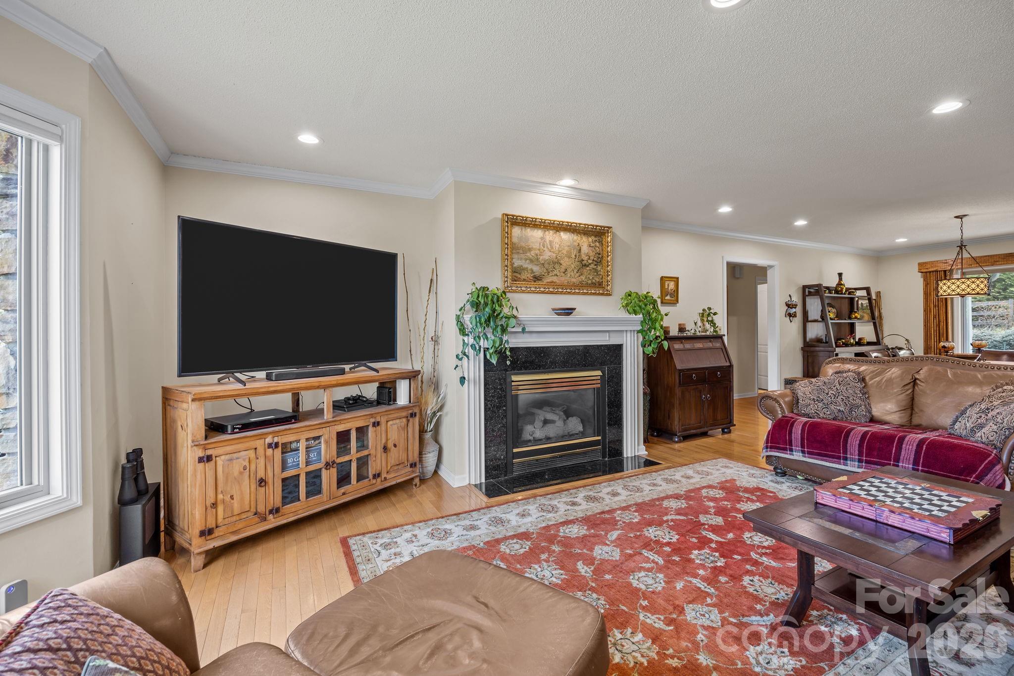 1531 Old Town Way Hendersonville NC 28739