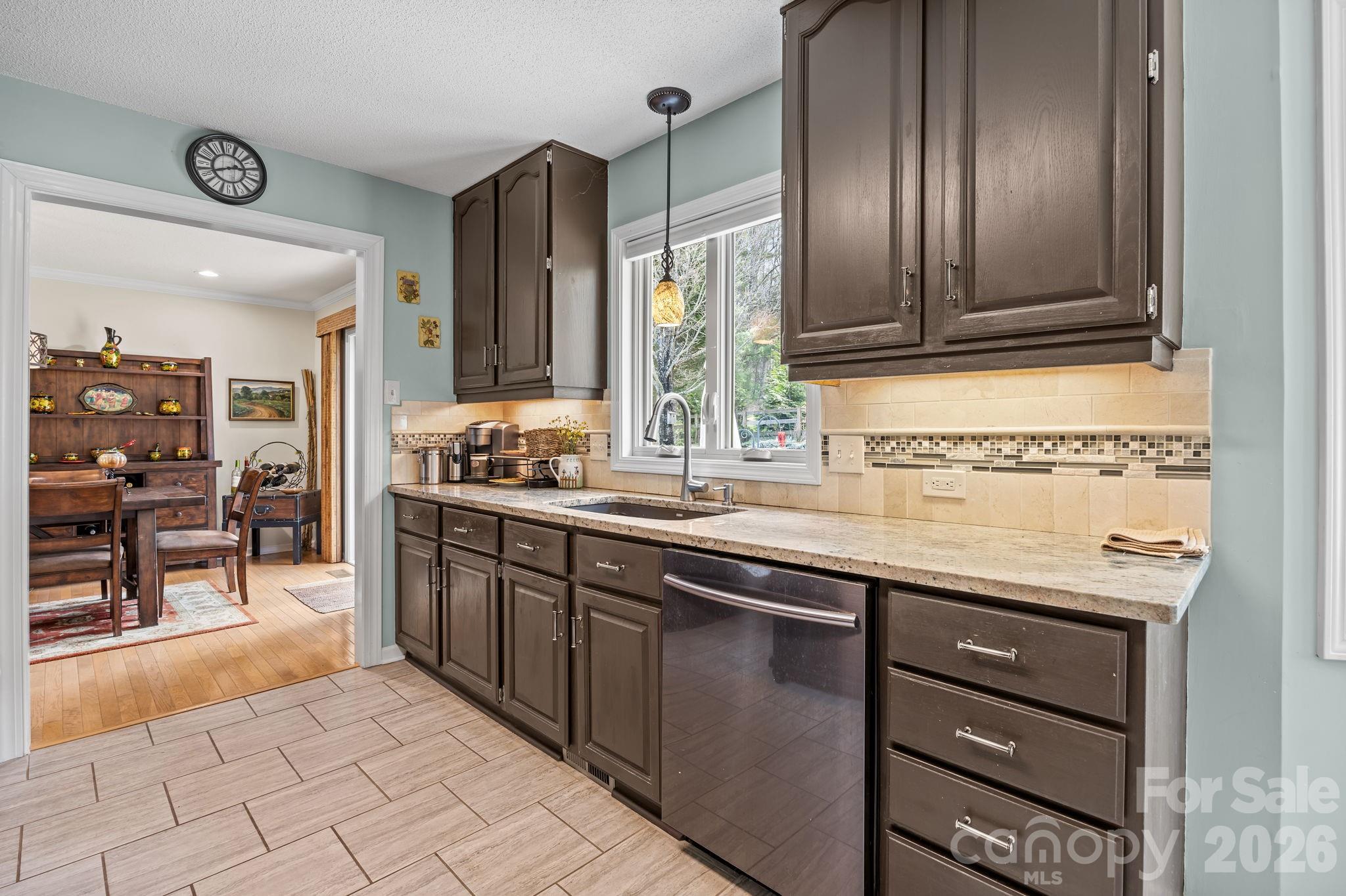 1531 Old Town Way Hendersonville NC 28739