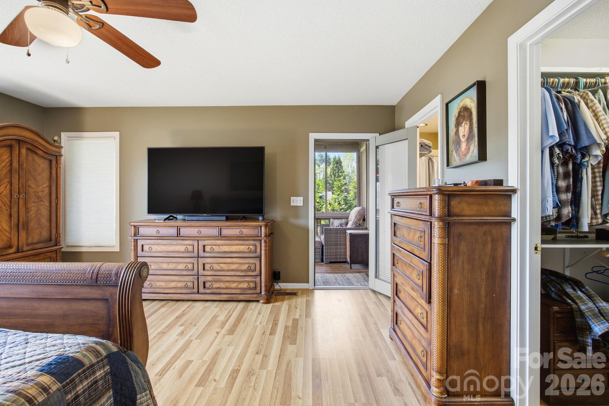 1531 Old Town Way Hendersonville NC 28739