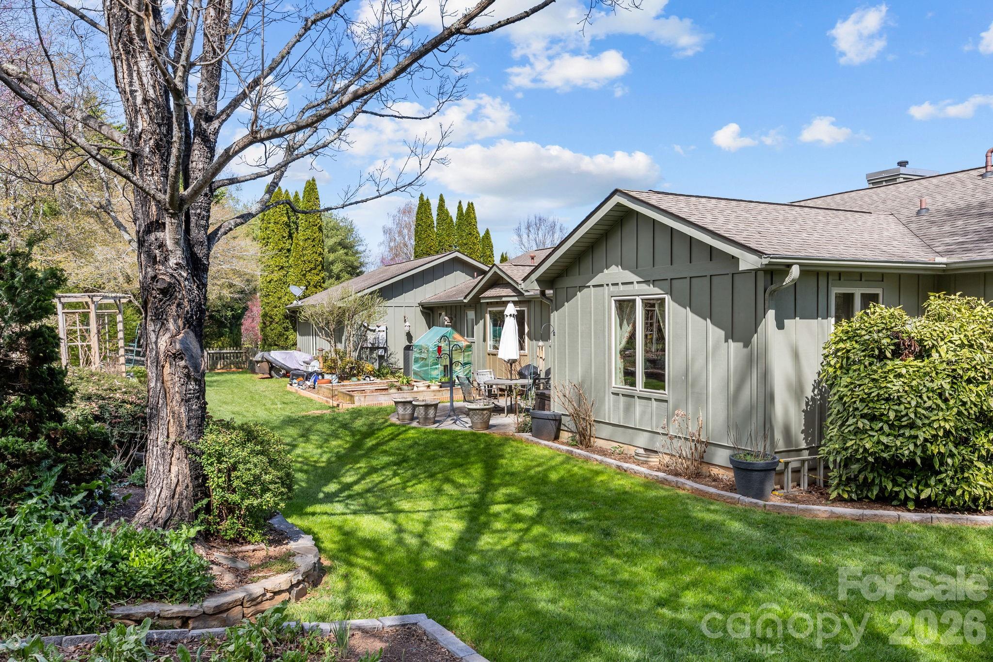 1531 Old Town Way Hendersonville NC 28739