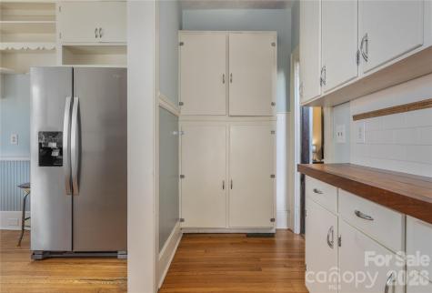 15 Walton Street Asheville NC 28801