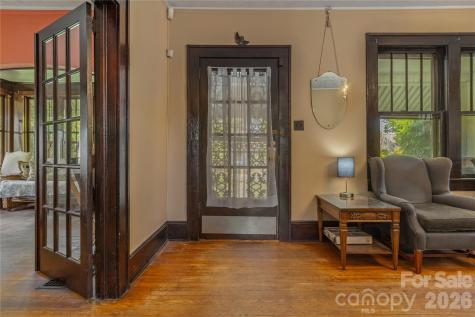 15 Walton Street Asheville NC 28801