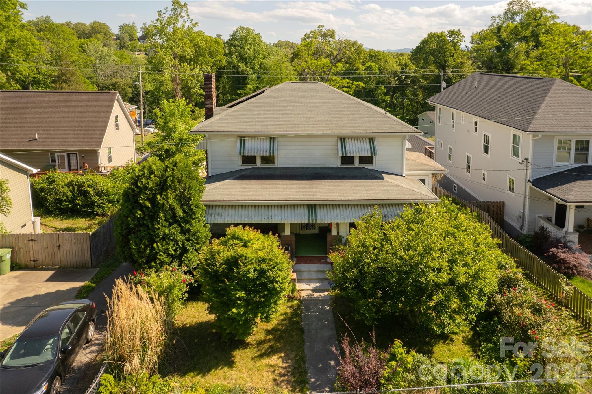 15 Walton Street Asheville NC 28801