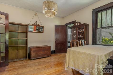 15 Walton Street Asheville NC 28801