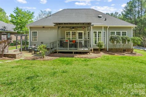1925 Charles Avenue Lancaster SC 29720