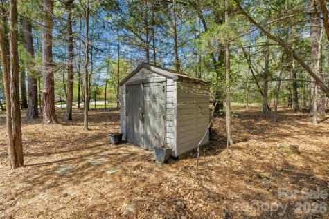 1925 Charles Avenue Lancaster SC 29720