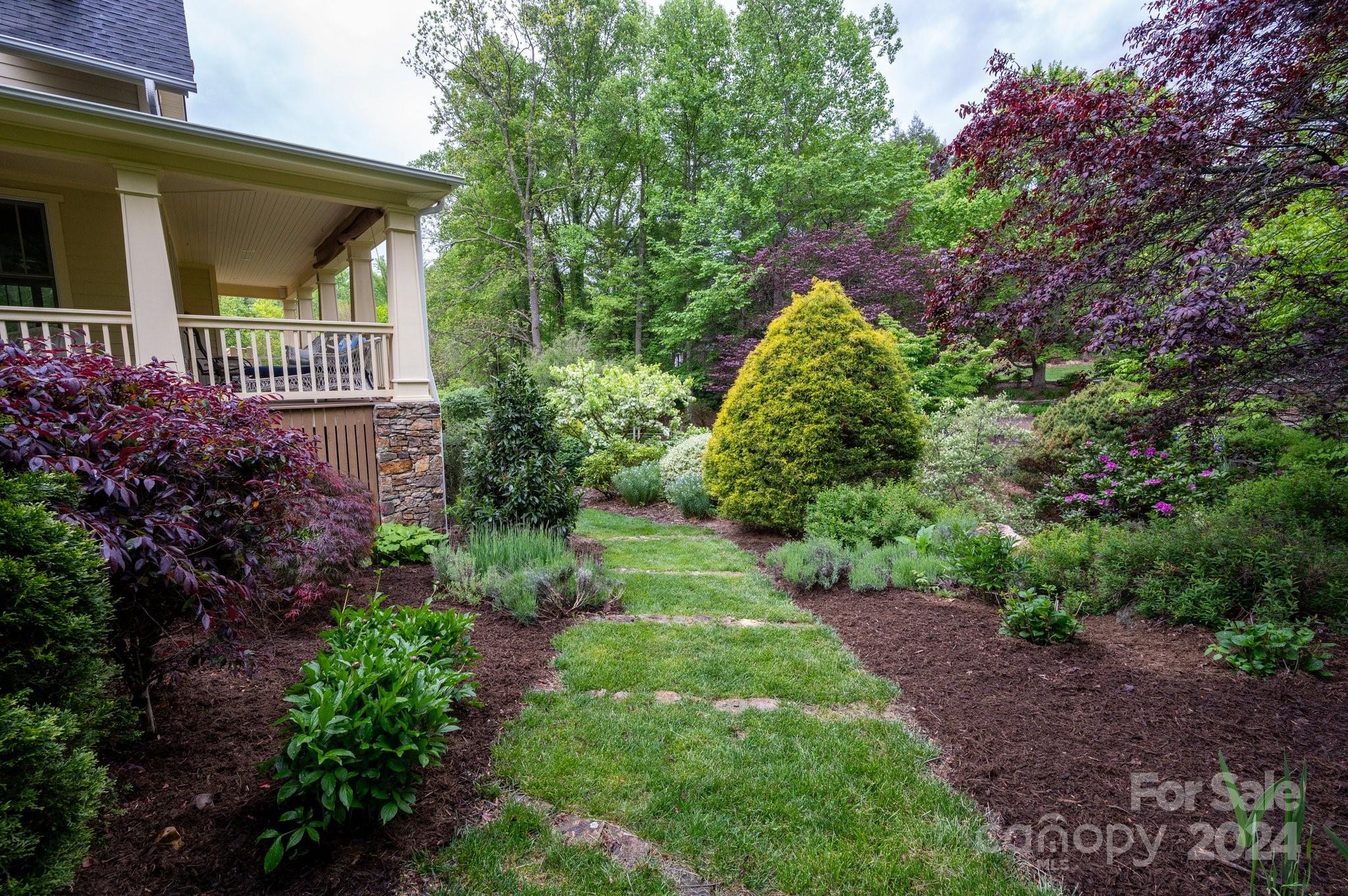 3 Applewood Drive Asheville NC 28805