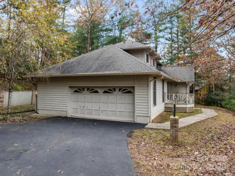 17 Laurel Trail Asheville NC 28803