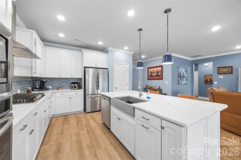 3129 Gavin Lane Harrisburg NC 28075