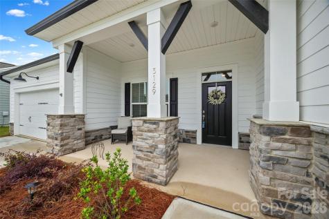 3129 Gavin Lane Harrisburg NC 28075