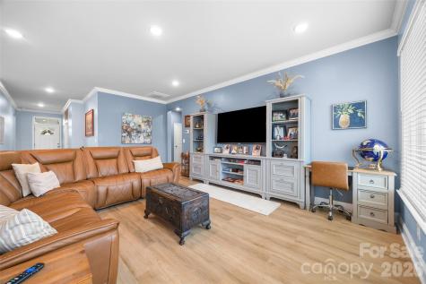 3129 Gavin Lane Harrisburg NC 28075