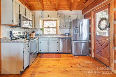 130 Flat Top Mountain Road Fairview NC 28730