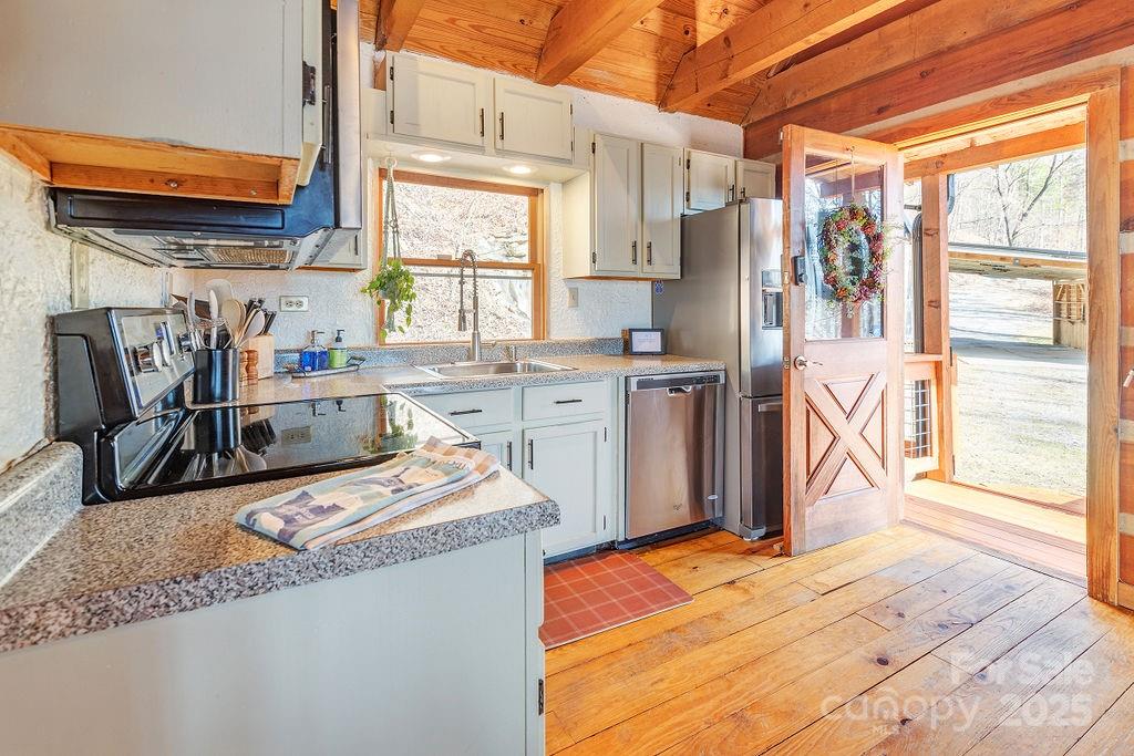 130 Flat Top Mountain Road Fairview NC 28730