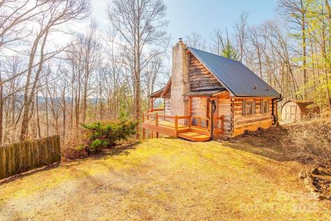 130 Flat Top Mountain Road Fairview NC 28730
