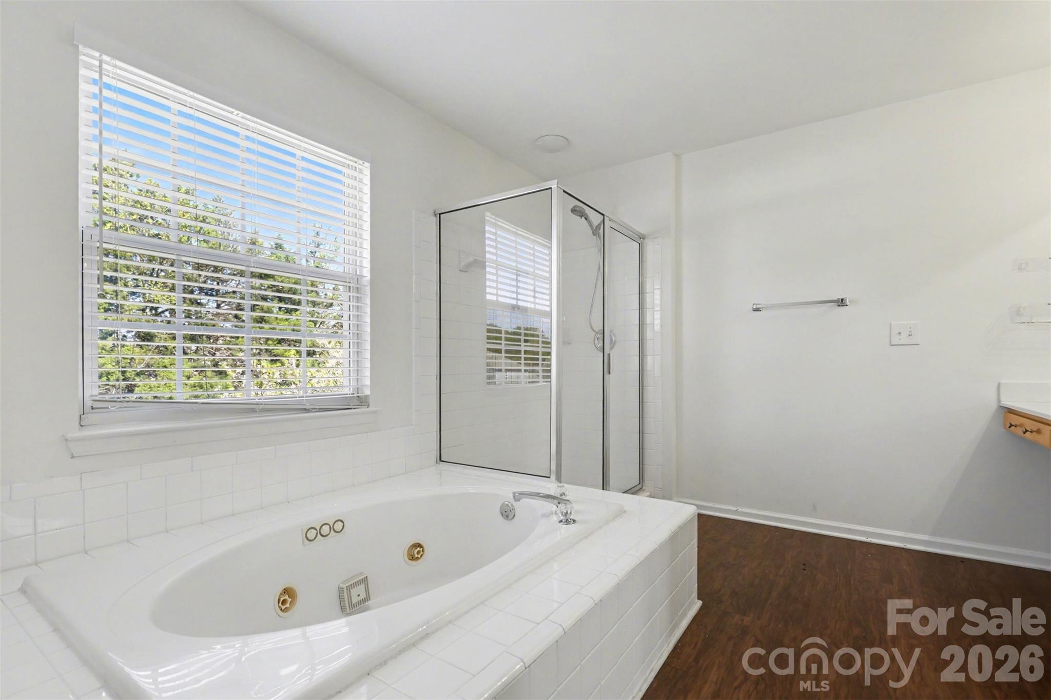 4132 Meadowview Hills Drive Charlotte NC 28269