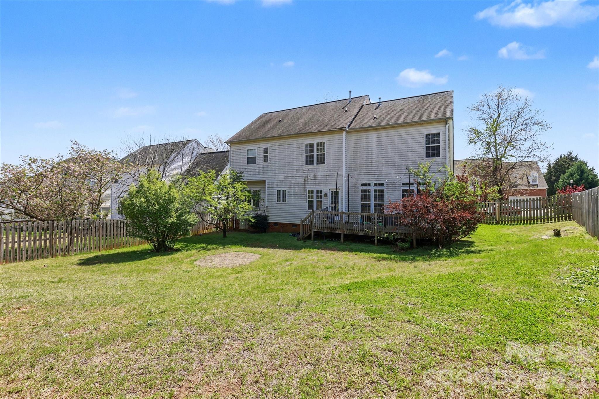 4132 Meadowview Hills Drive Charlotte NC 28269