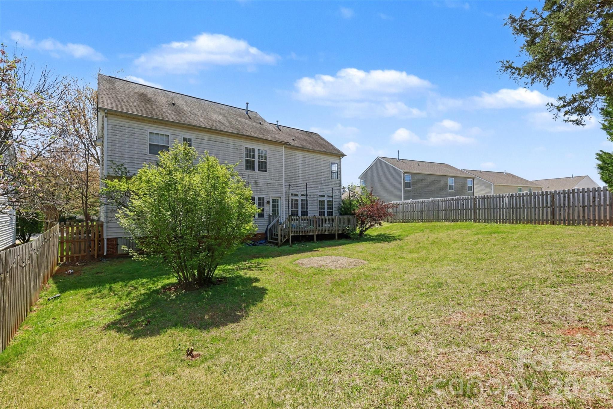 4132 Meadowview Hills Drive Charlotte NC 28269