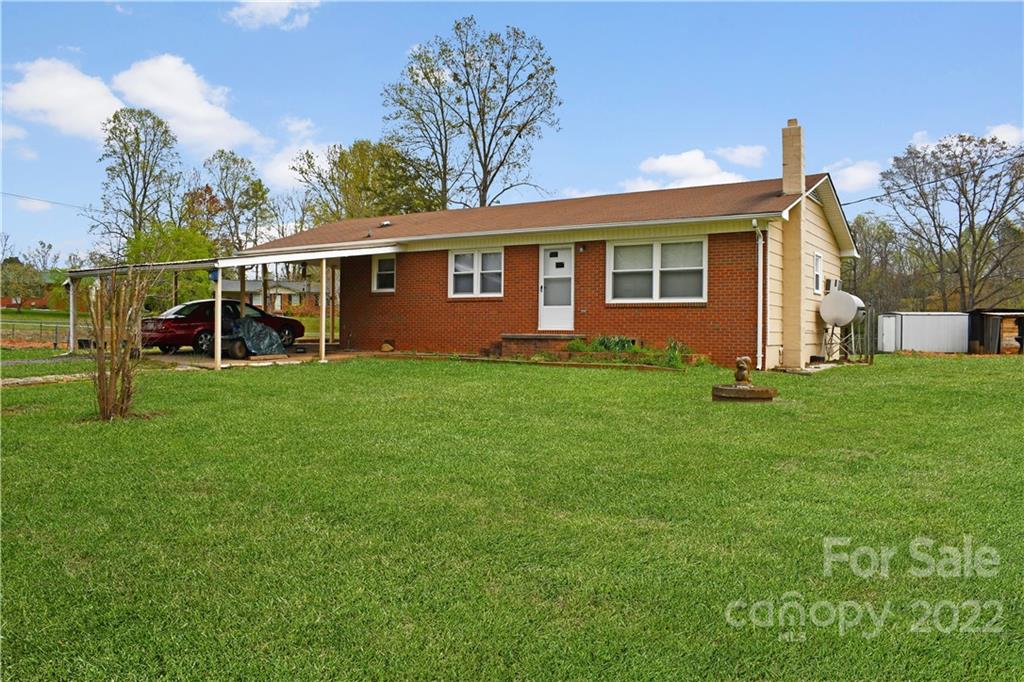 25 Balsam Drive Old Fort NC 28762