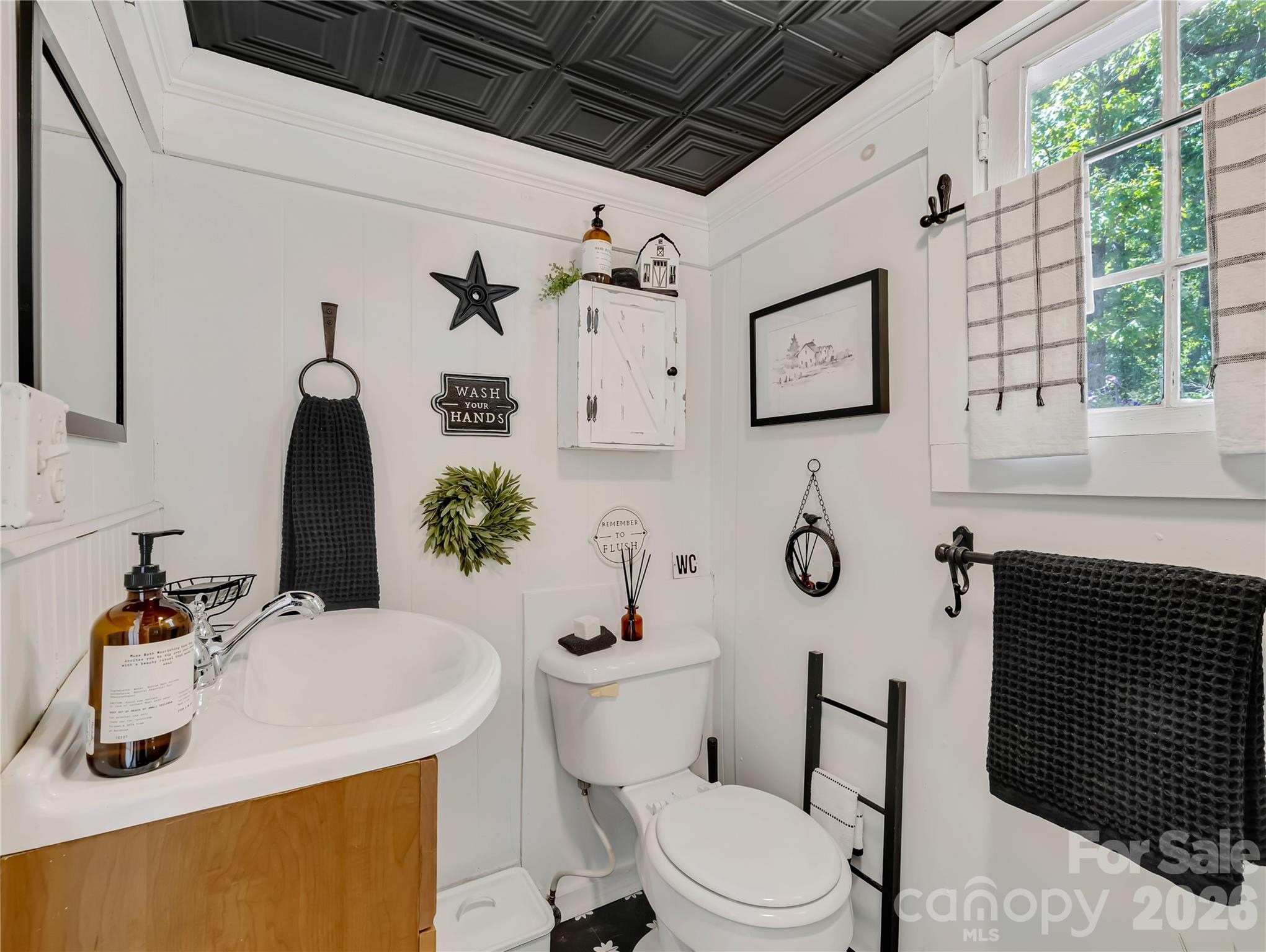 289 Carson Street Tryon NC 28782