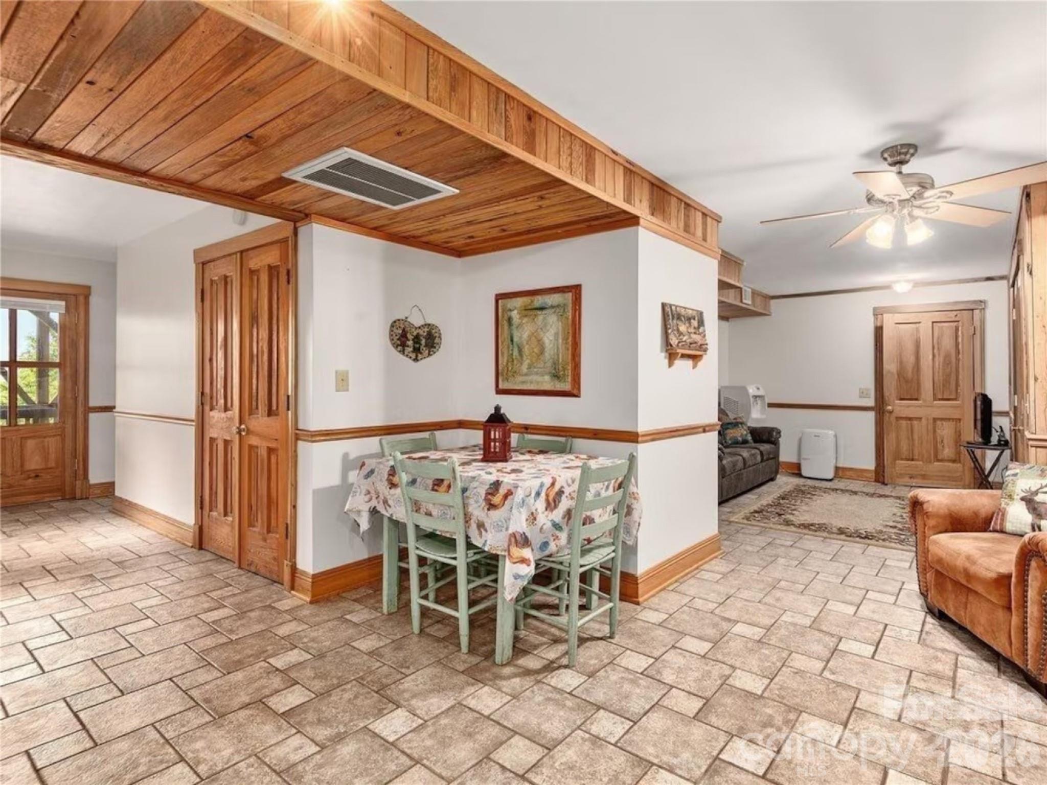 505 Middle Top Loop Maggie Valley NC 28751