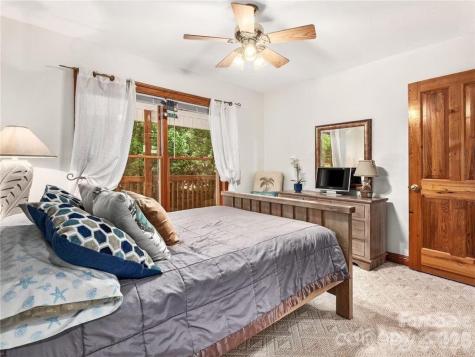 505 Middle Top Loop Maggie Valley NC 28751