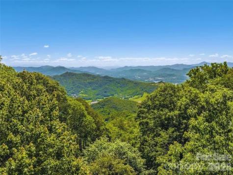505 Middle Top Loop Maggie Valley NC 28751