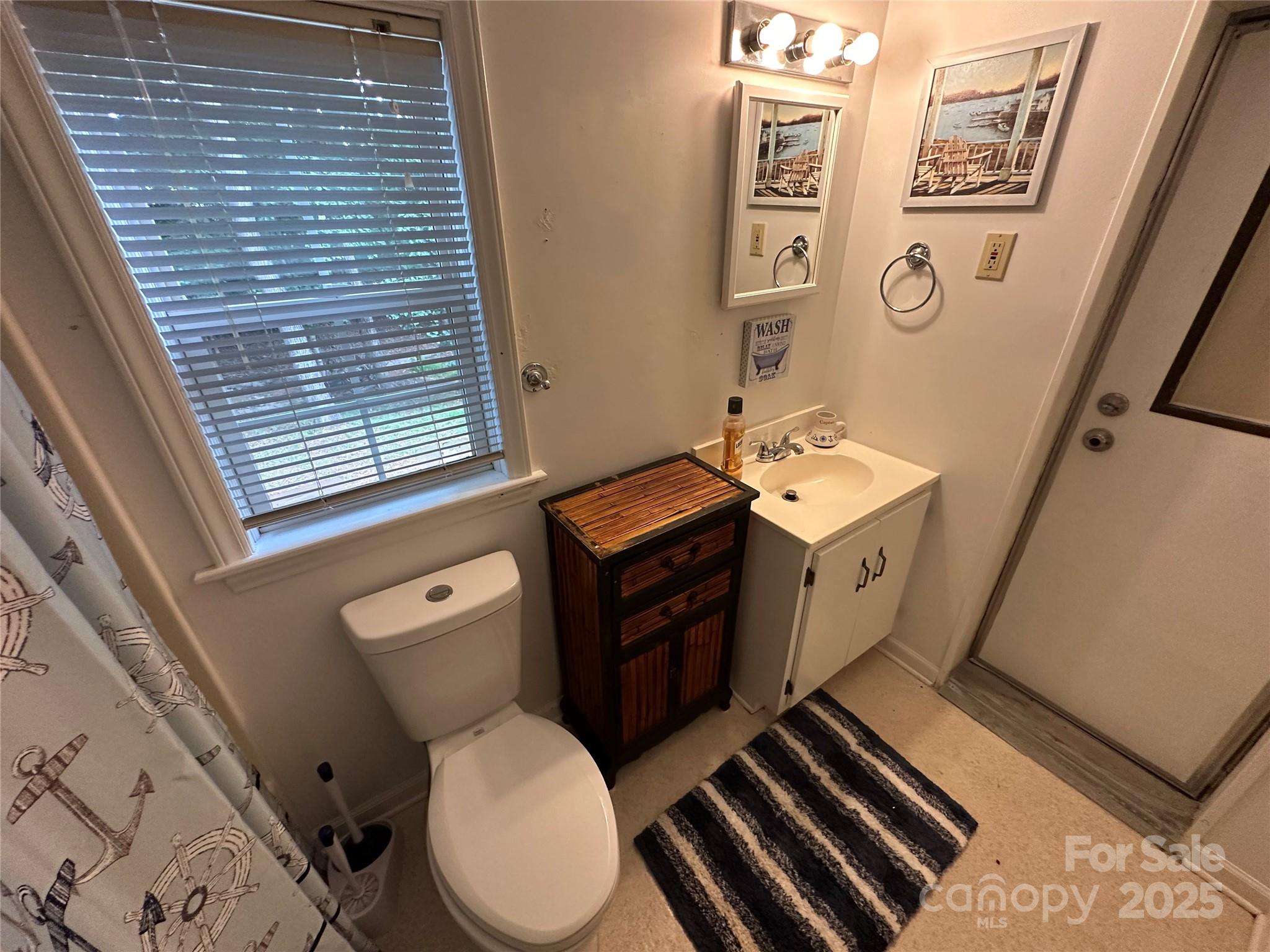105 Marina Lane New London NC 28127