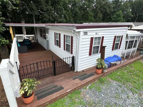 105 Marina Lane New London NC 28127