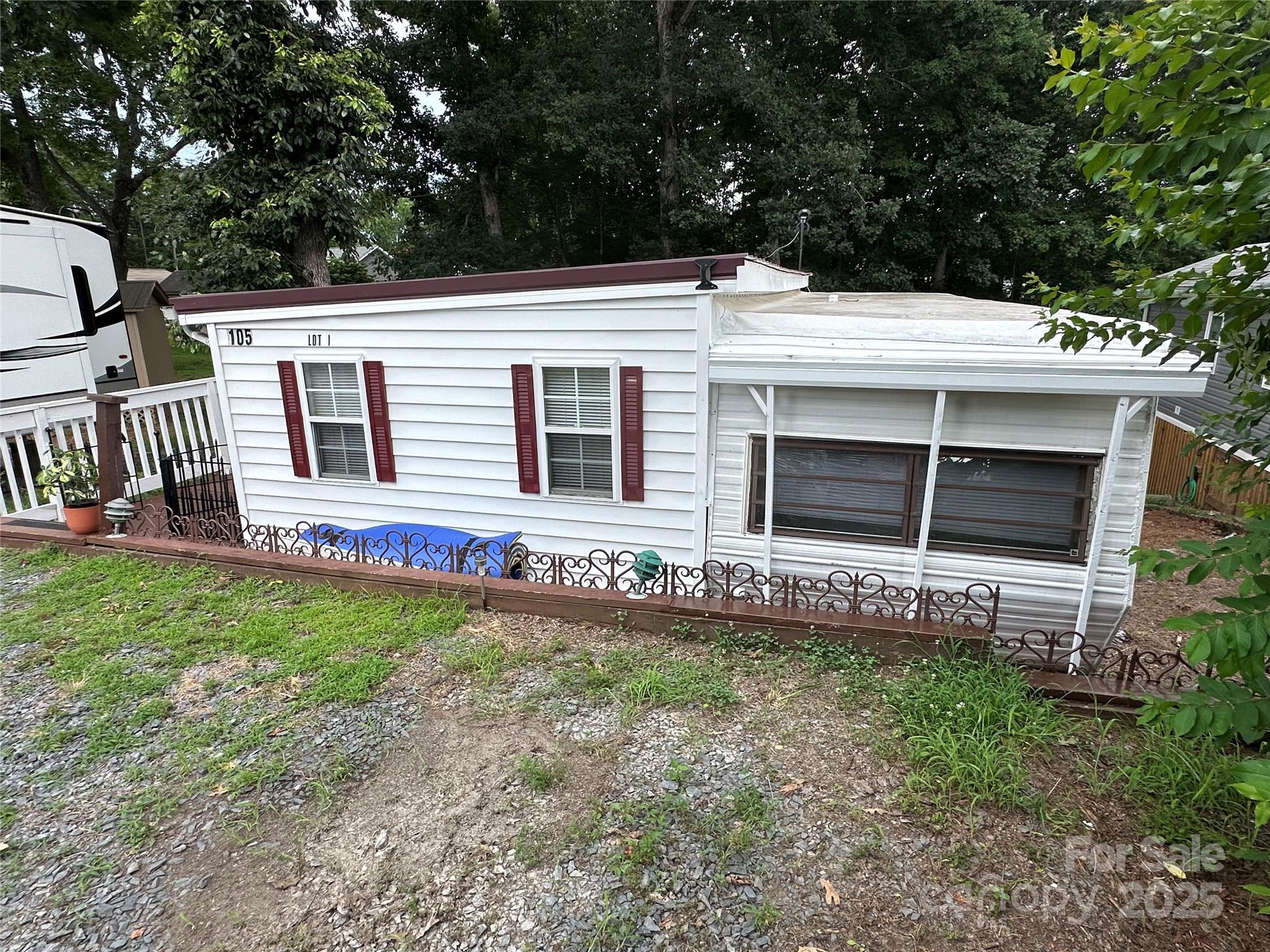 105 Marina Lane New London NC 28127