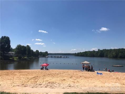 105 Marina Lane New London NC 28127