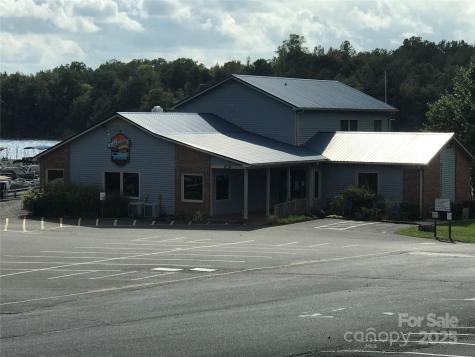 105 Marina Lane New London NC 28127