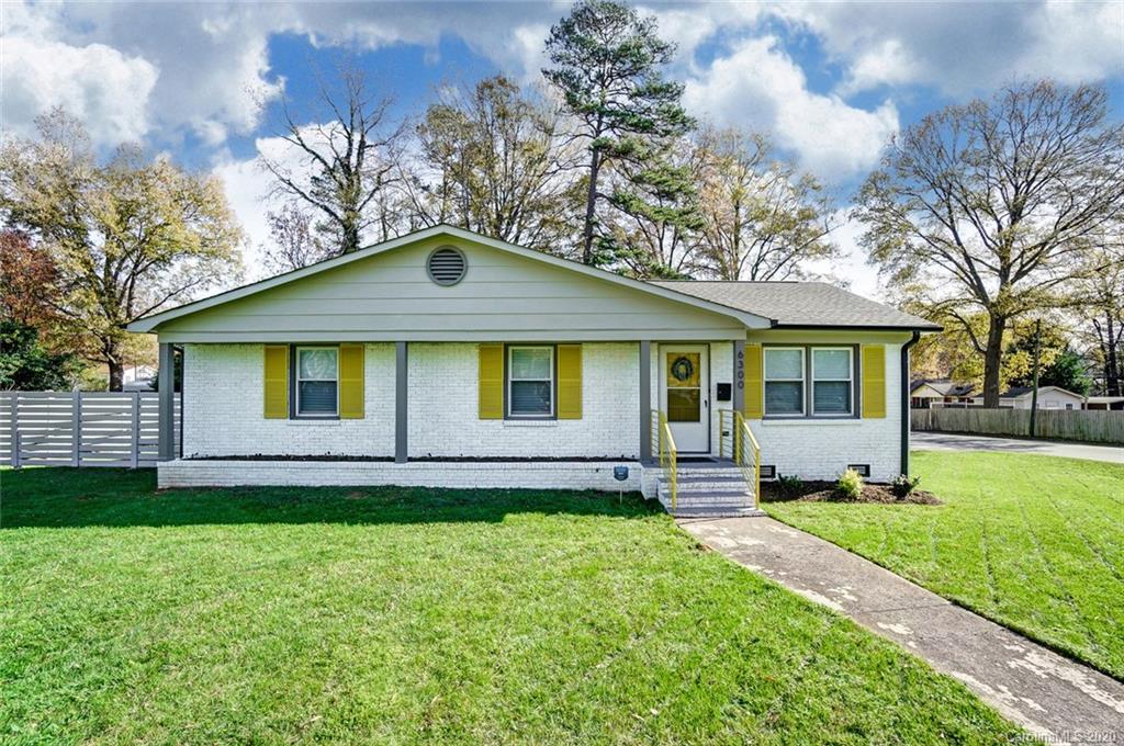 6300 Bridlewood Lane Charlotte NC 28215