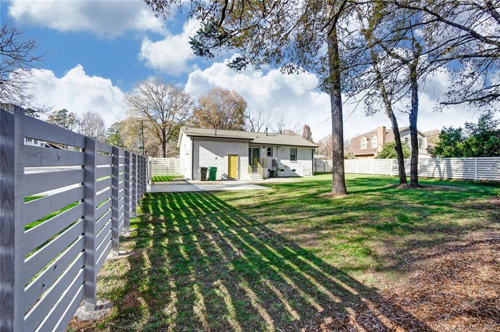 6300 Bridlewood Lane Charlotte NC 28215