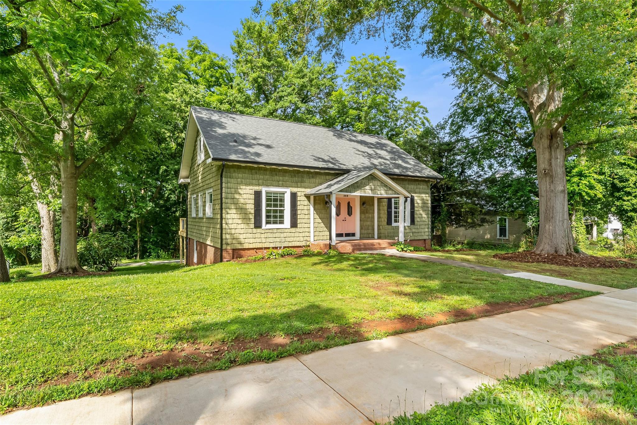 302 White Street Morganton NC 28655