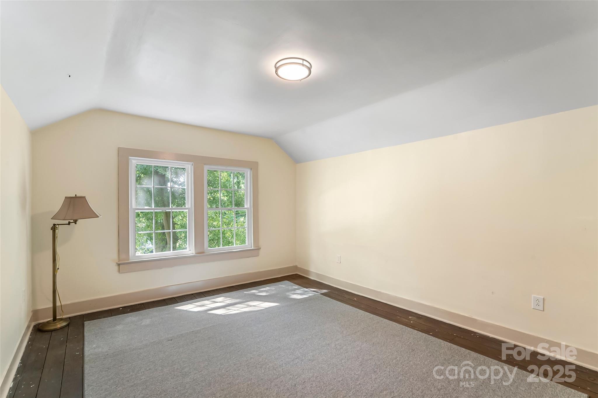 302 White Street Morganton NC 28655