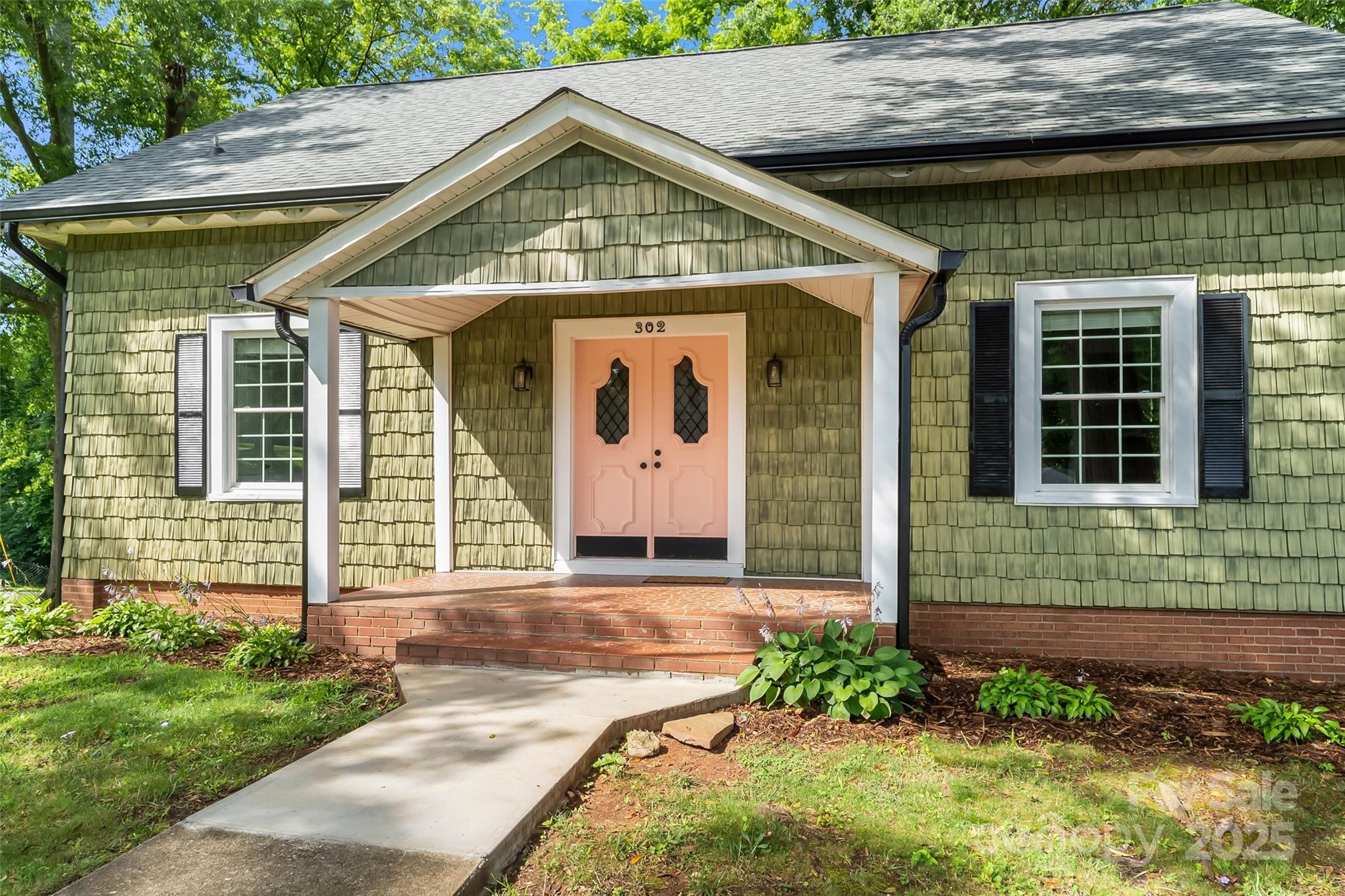 302 White Street Morganton NC 28655