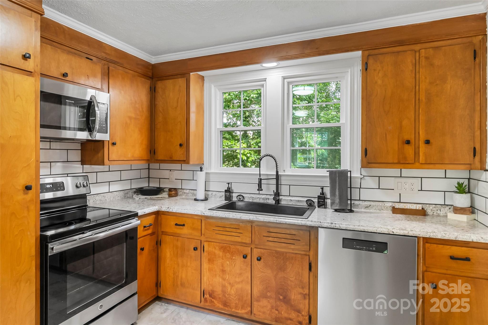 302 White Street Morganton NC 28655