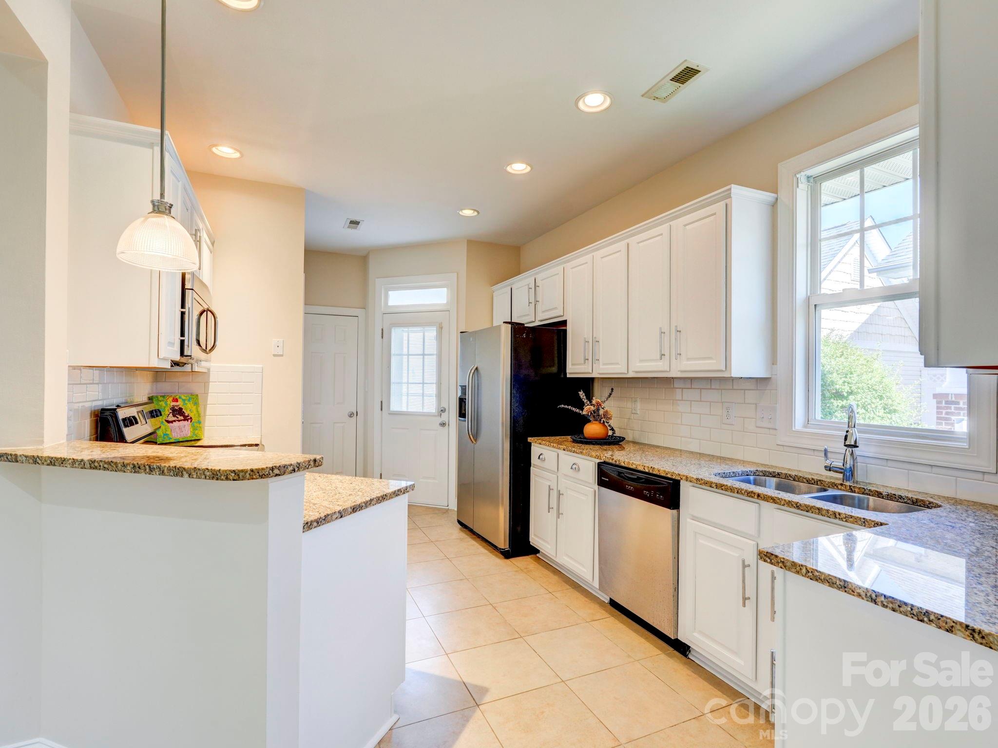 2025 Gable Way Lane Matthews NC 28104