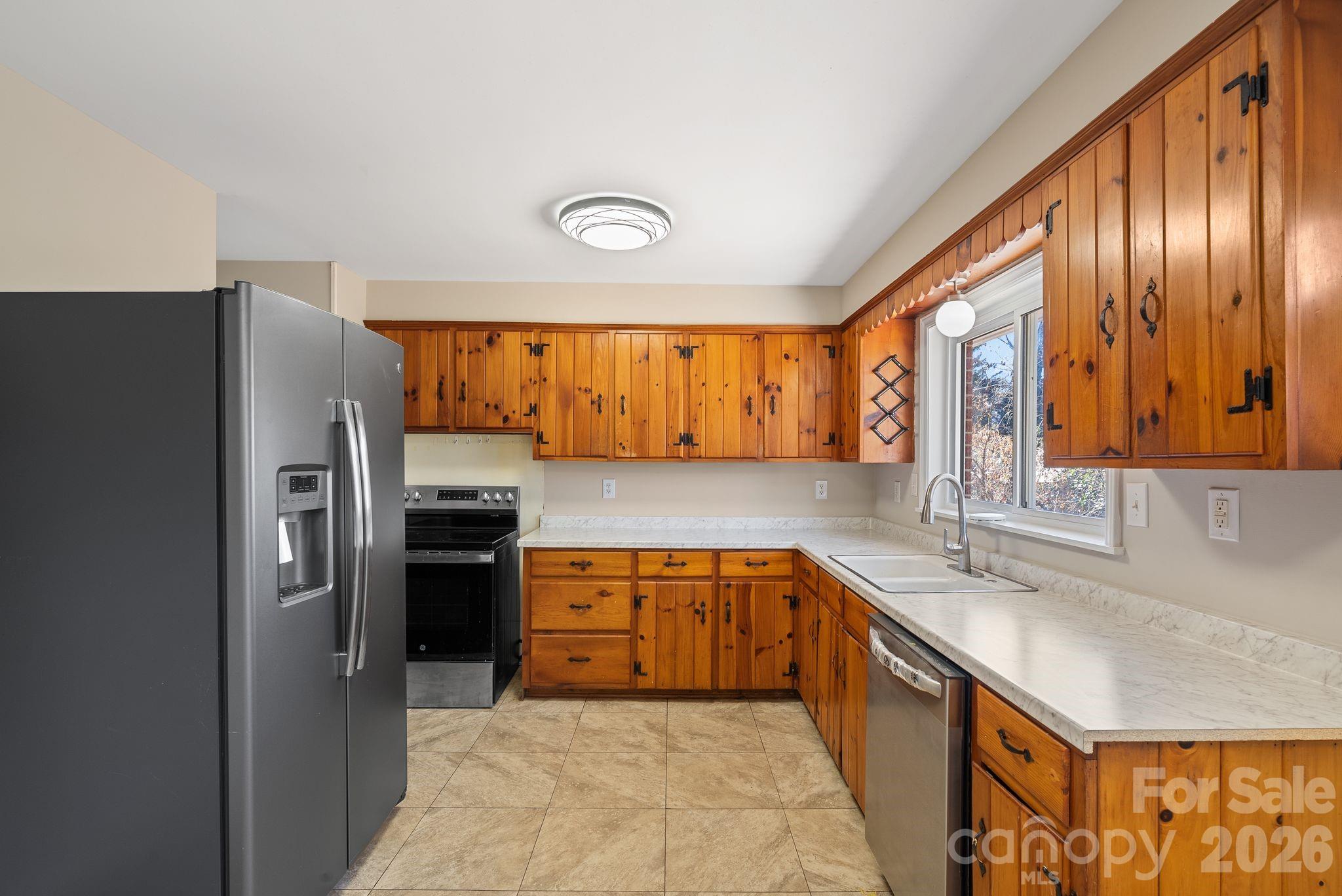 19 Browndale Road Asheville NC 28805