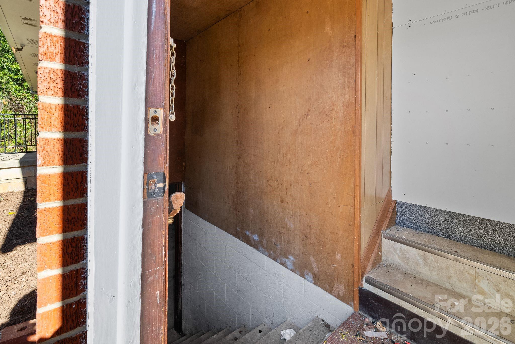 19 Browndale Road Asheville NC 28805