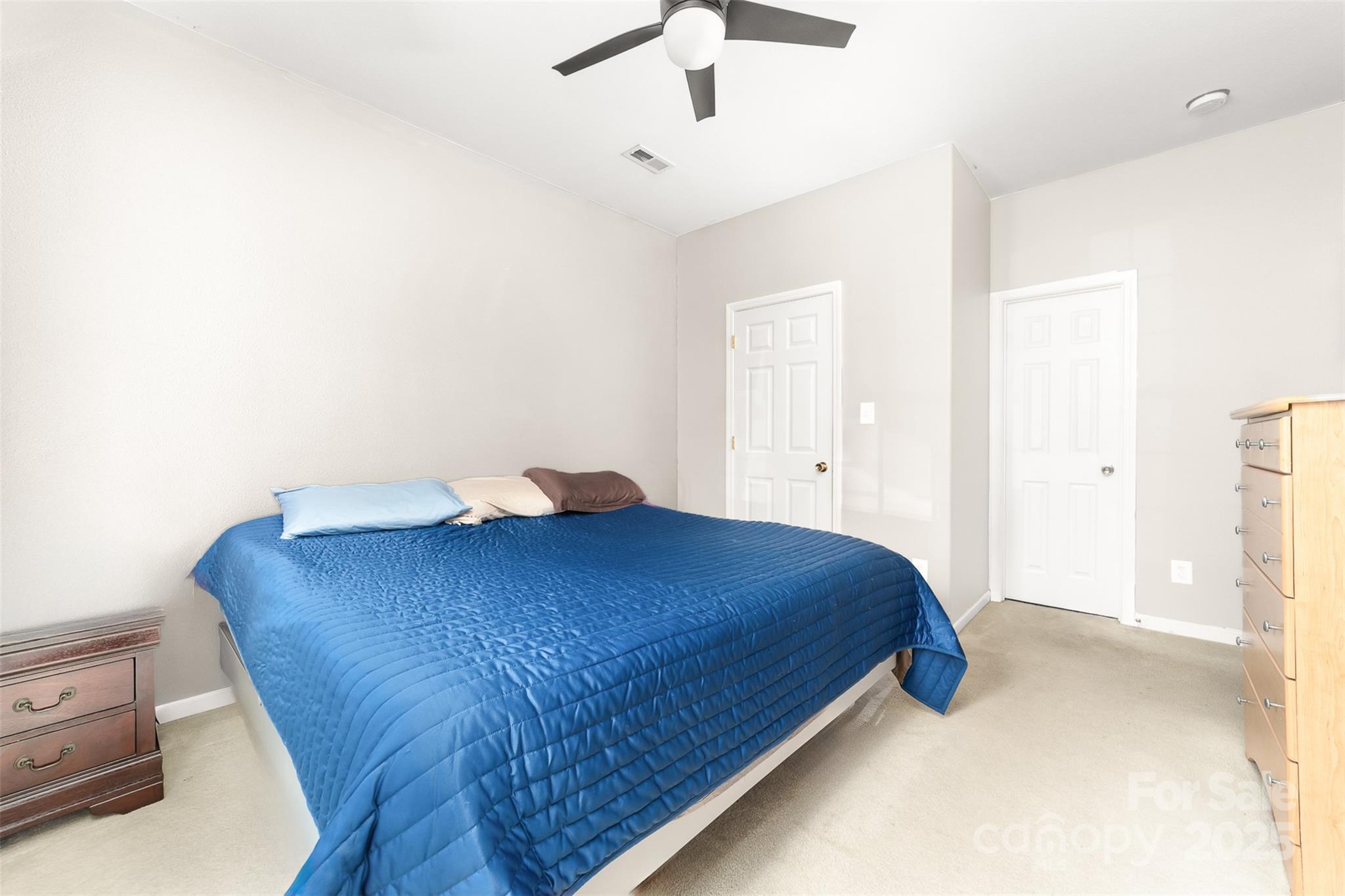 4313 Eaves Lane Charlotte NC 28215